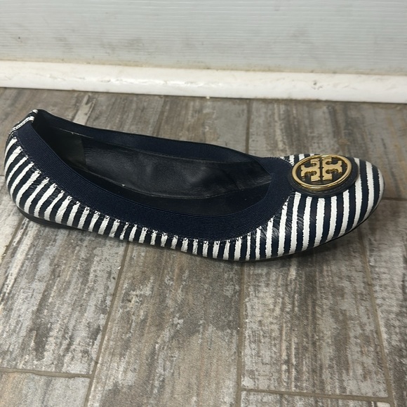 Tory Burch Striped Navy Blue and White Flats with Gold Accent Size 8.5 - Picture 3 of 5